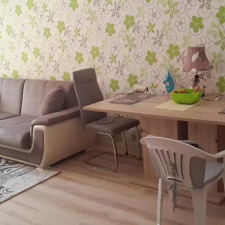 Daire Аппартаменты У Моря + Бассейн Burgaz